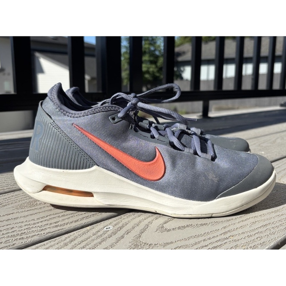 Nike Air Max Wildcard HC Tennis Shoes Women's Size 9 AO7353-400